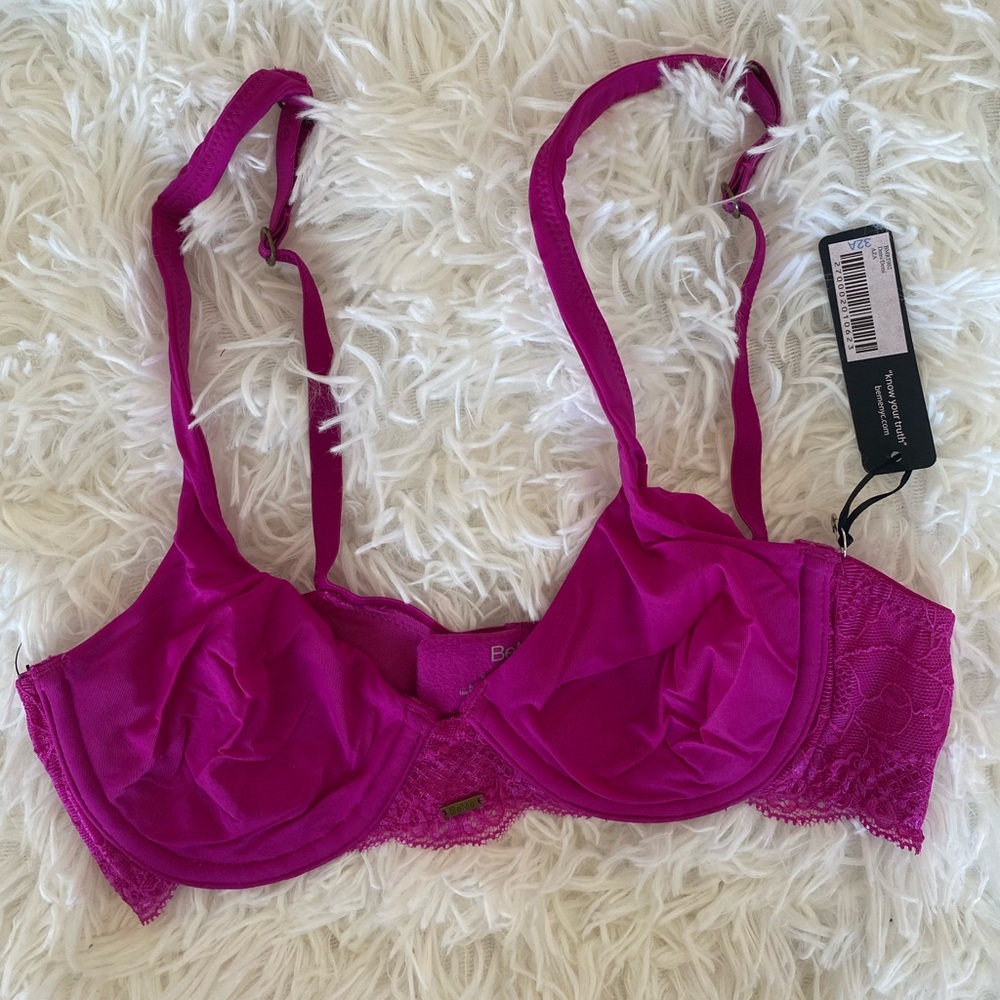 NWT Women’s Lace Underwire Bra No Padding Bra 32A